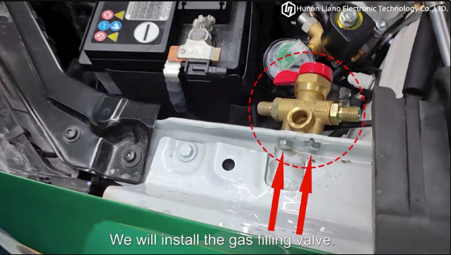 Latest company Cases about 3-3 instale a válvula de enchimento do gás